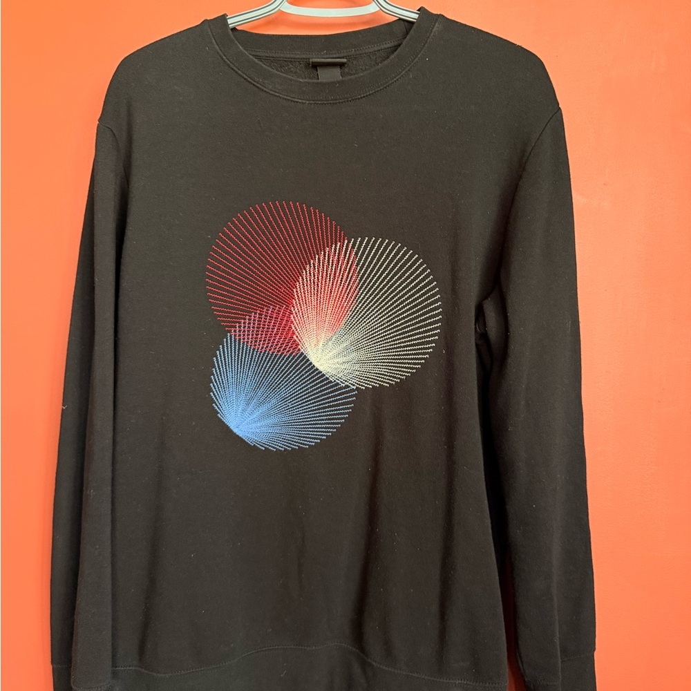 H&M Black Crewneck Sweatshirt with Red, Blue & Cream Radiant Circles